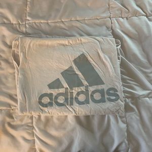 Adidas tee